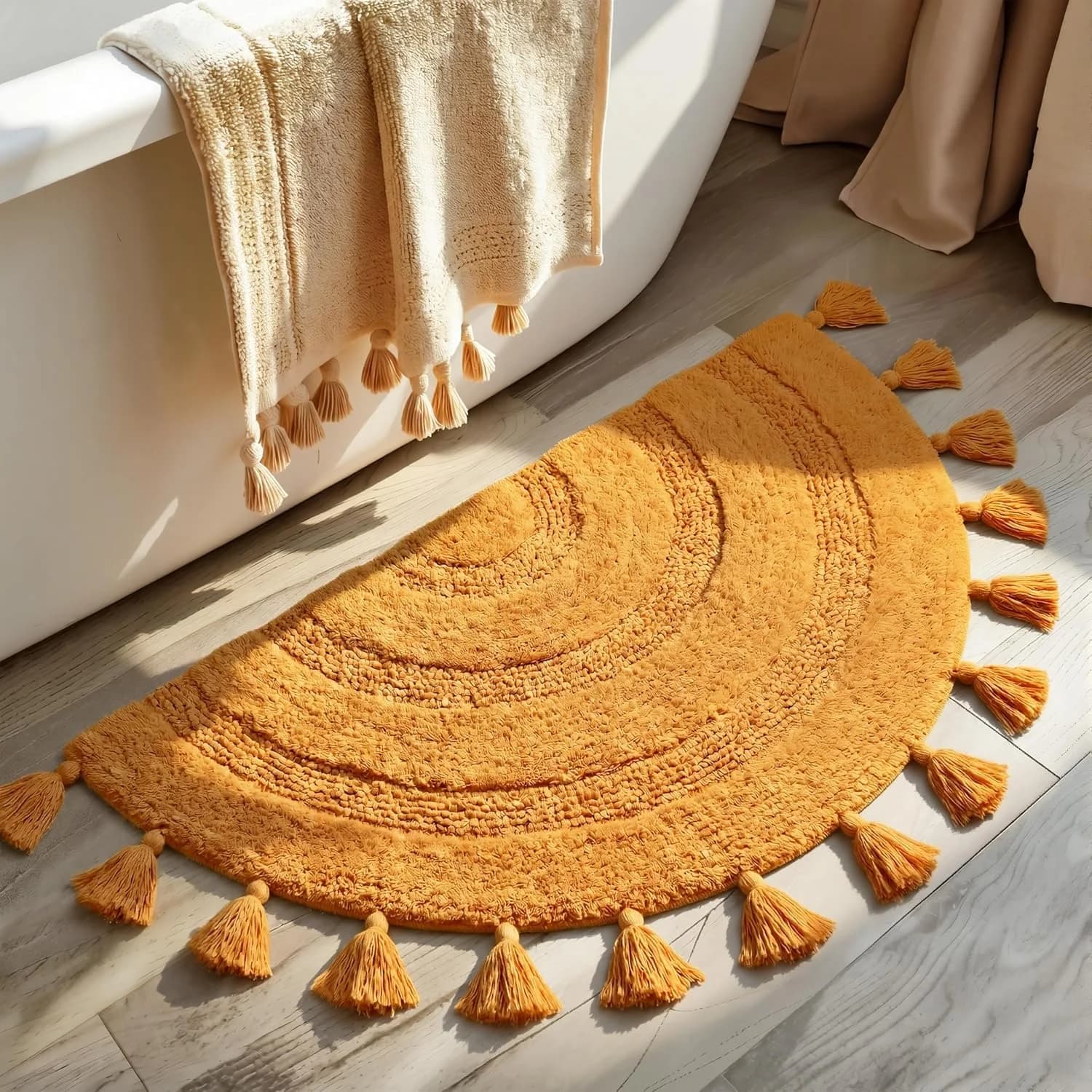 KOEXM Half Circle Boho Bathroom Rugs with Tassels 100% Cotton
