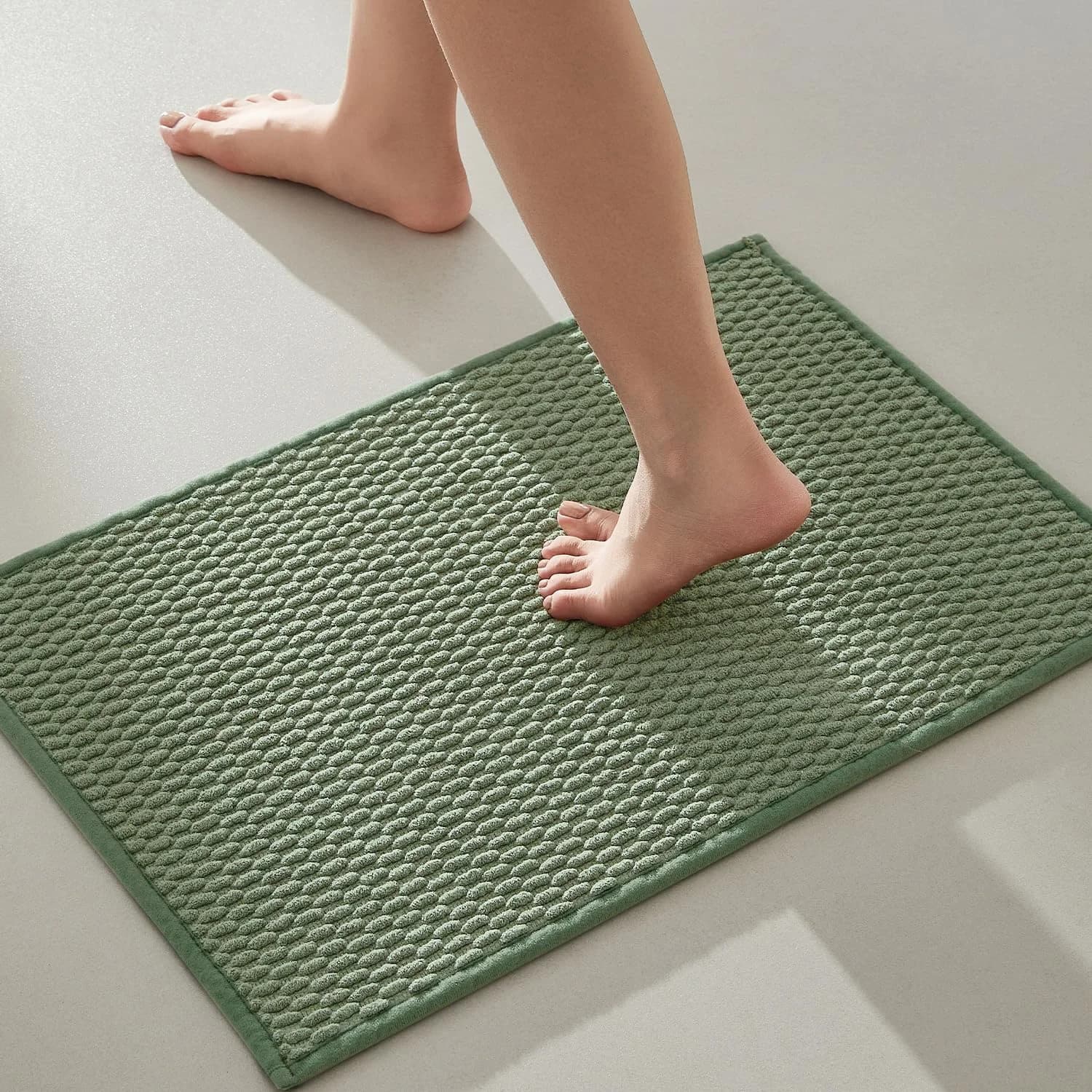 TYUU Bathroom Rugs Non Slip Washable, Super Absorbent Thin Bath Mat Small Quick Dry Low Pile Bathroom Rug, Sage Green 16