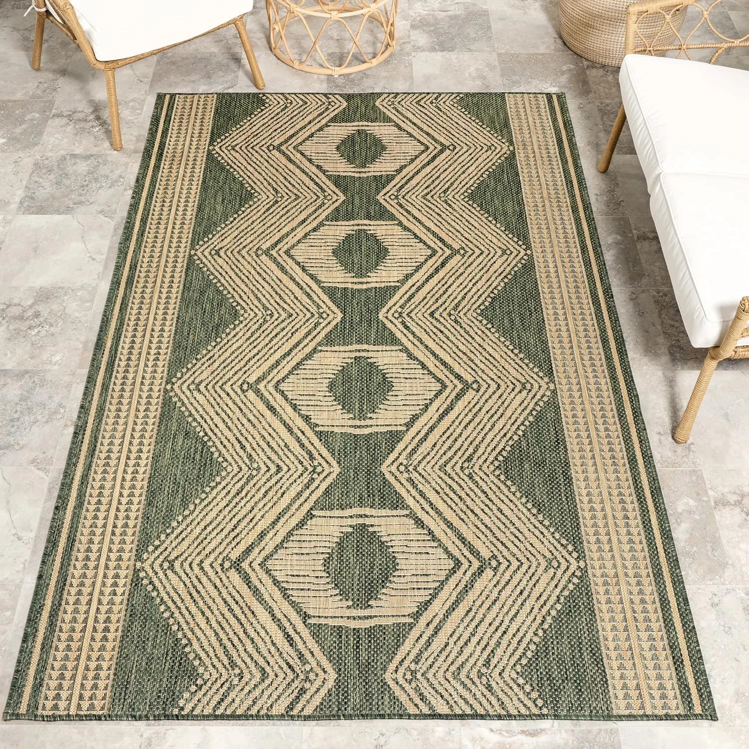 nuLOOM Ranya Green Geometric Power Loomed Indoor/Outdoor Area Rug, 4' x 6'