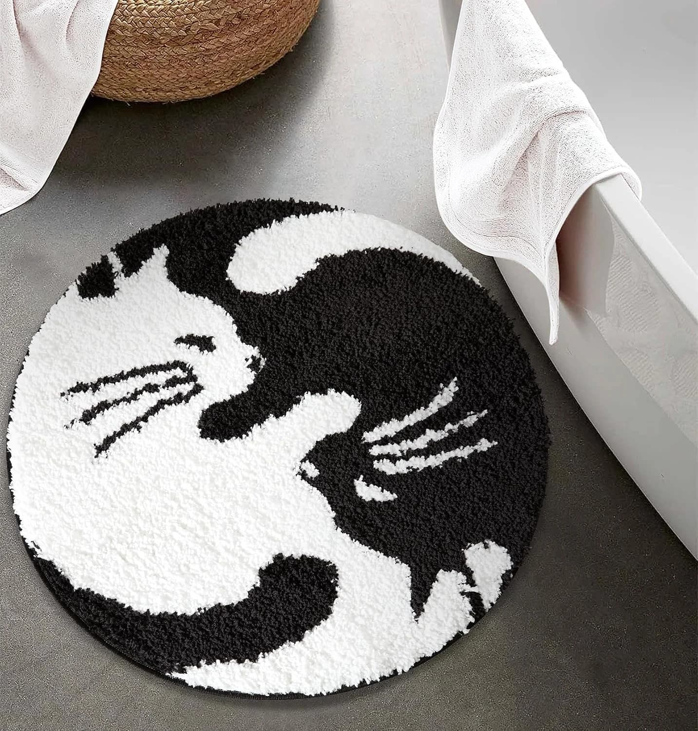Estmy Yin Yang Cat Bath Mat for Bathroom Non Slip Cute Black and White 2ft Round Bathroom Rugs Washable, Abstract Minima
