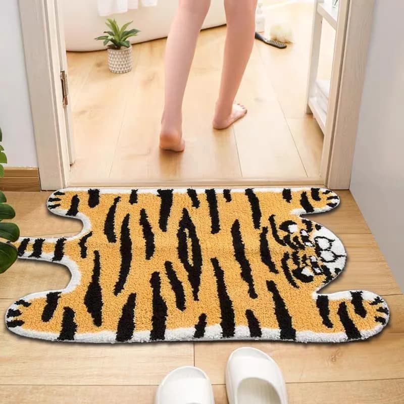 HYST Tiger Shaped Bathroom Rug Non-Slip Absorbent Machine Washable bathmat