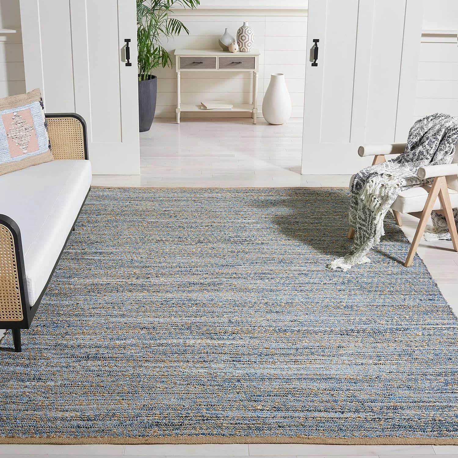 SAFAVIEH Cape Cod Collection Area Rug - 10' x 14', Natural & Blue, Handmade Flat Weave Coastal Braided Jute, Ideal for H