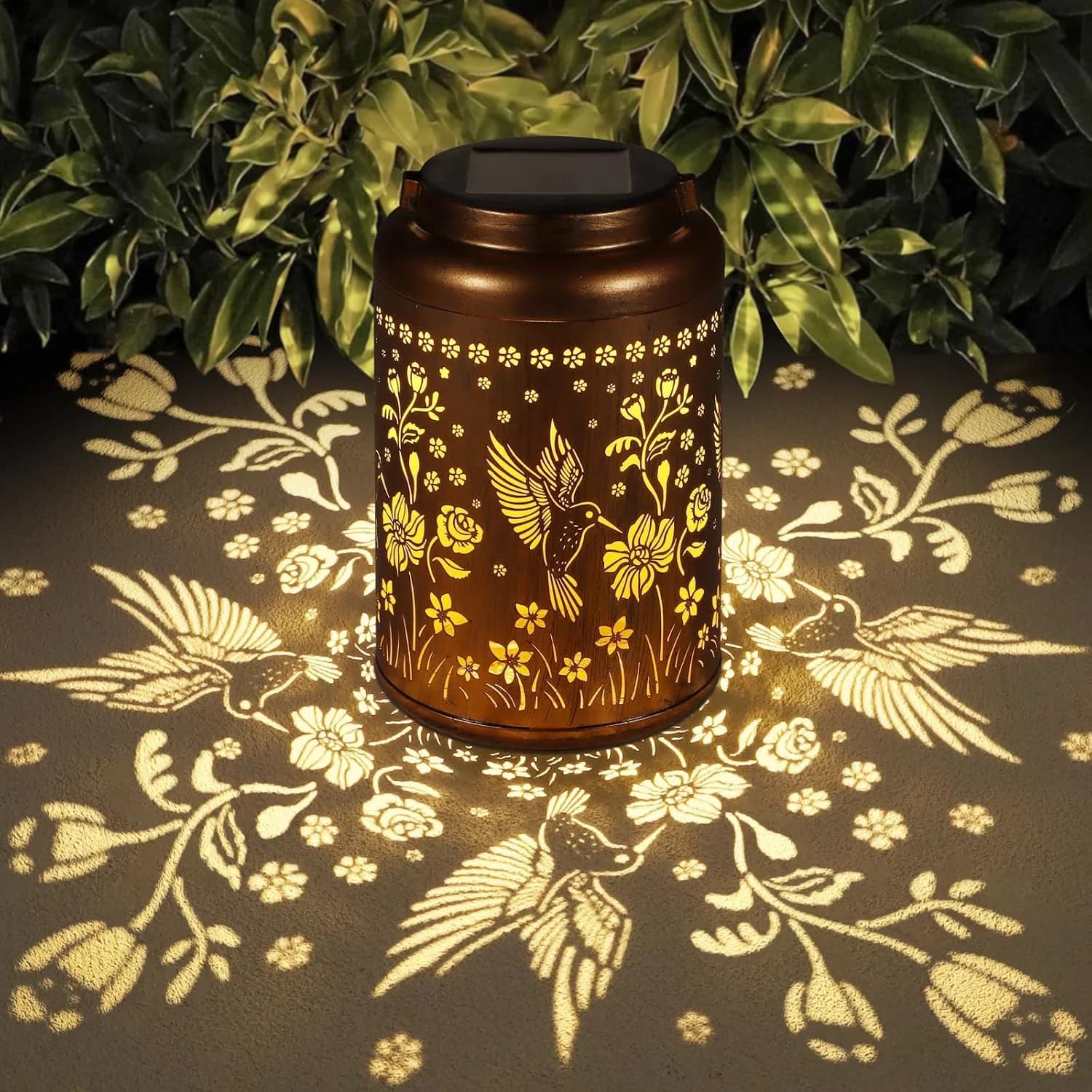 Solar Lanterns Outdoor Waterproof Hummingbird Garden Decor Gifts for Women Mom Grandma Hanging Solar Lights Metal Solar
